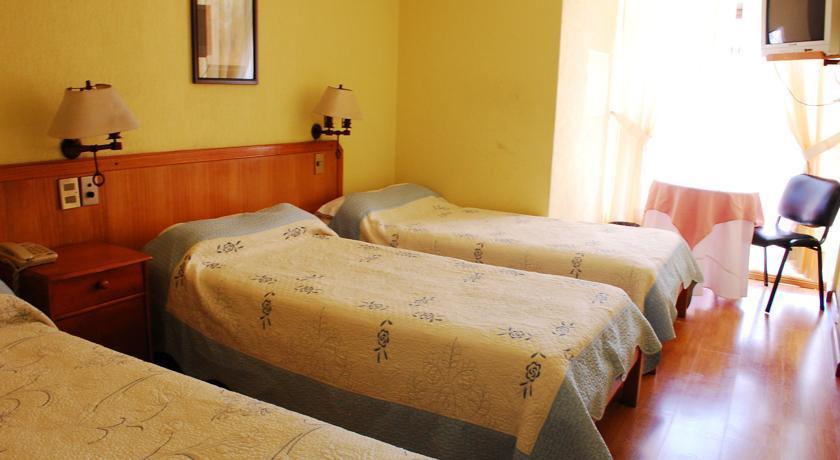 Hotel Jham Икике Екстериор снимка
